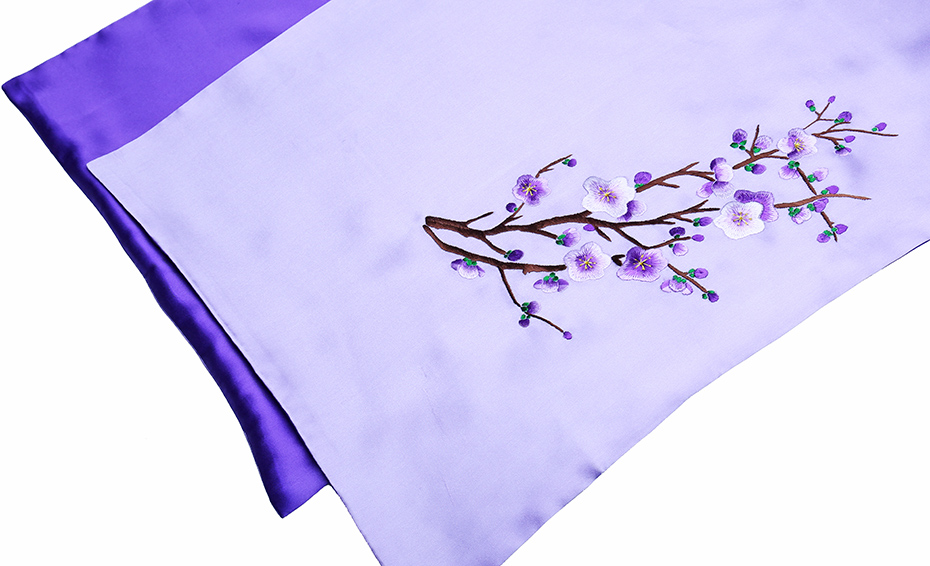 紫色梅花真丝缎面围巾